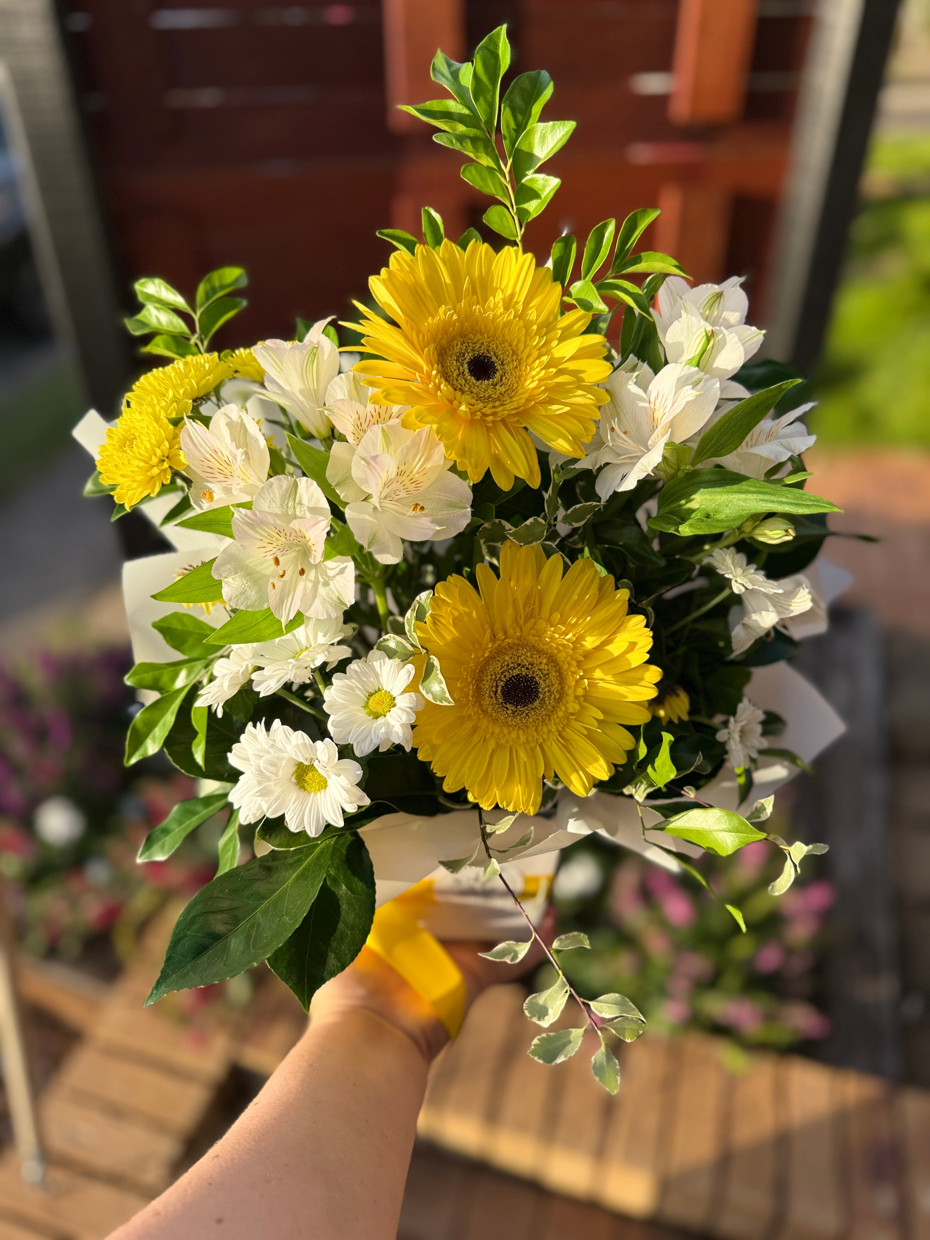 Seasonal Arrangement | Florist Choice