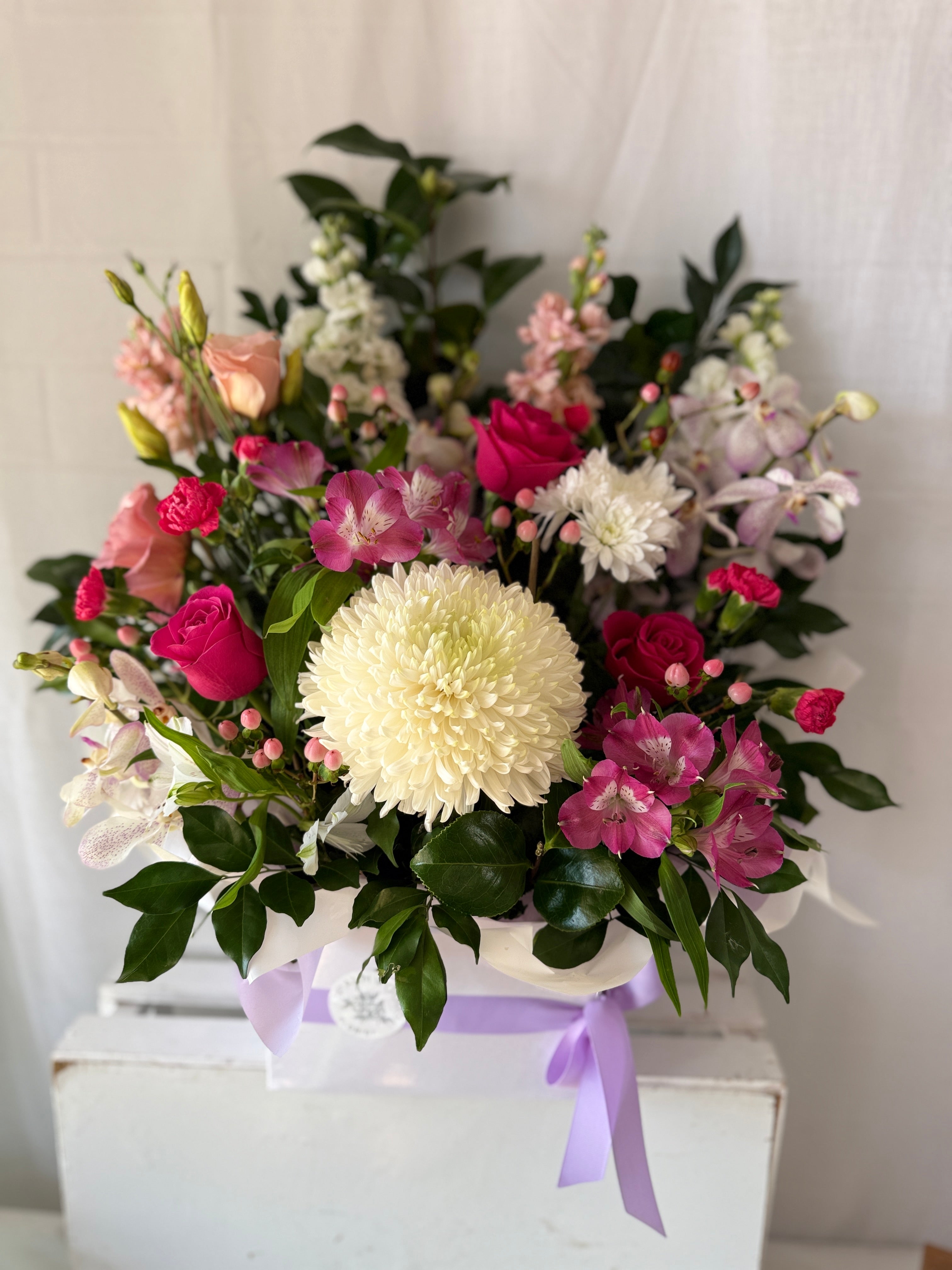 Daily Shop Arrangement 3 ()